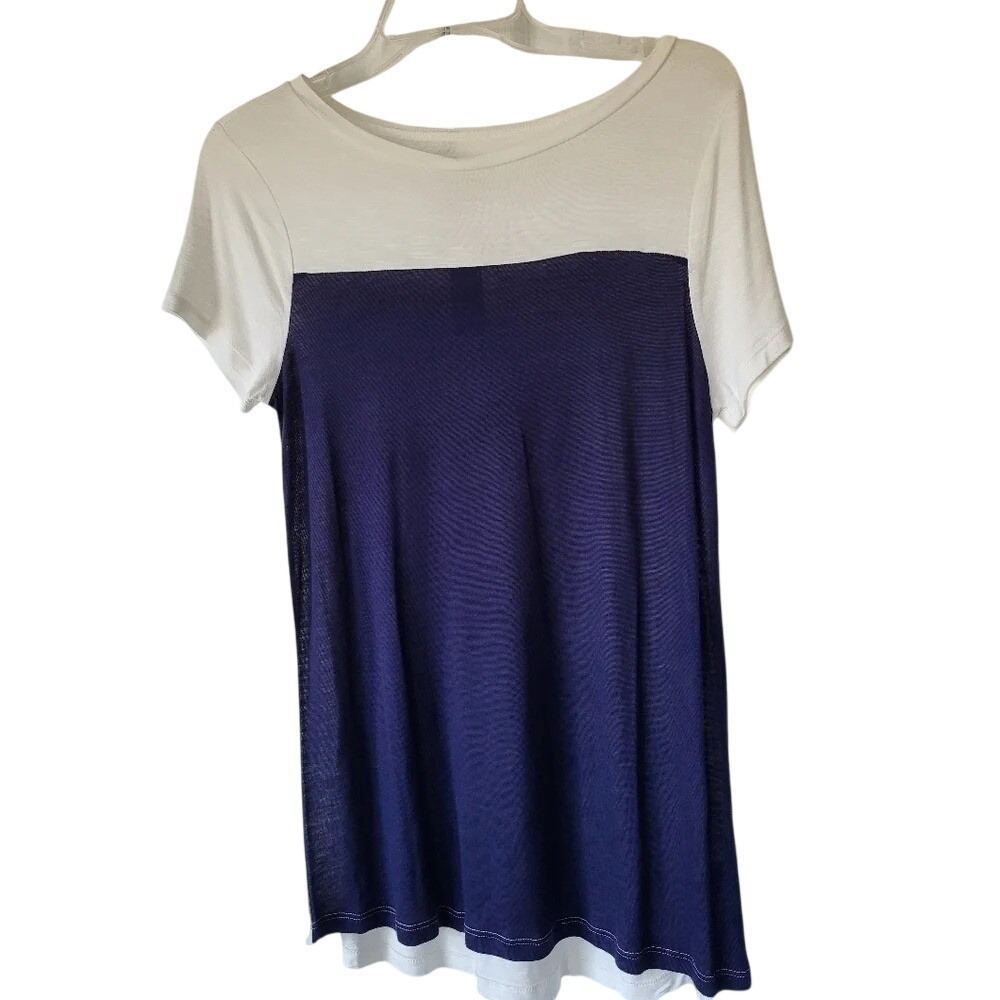 Navy & White Block style Shirt Size Small Charming Charlie's lightweight
